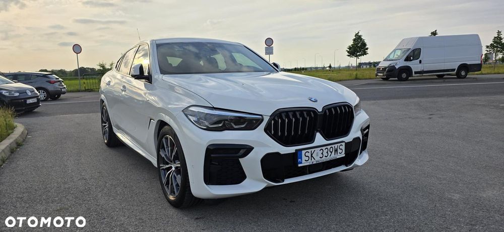 BMW X6 - 15