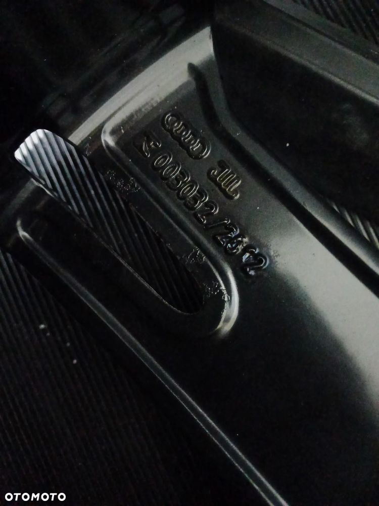 felgi ALU OEM 19 5x112 Audi A8 D3 D4 D5 A5 8T F5 A7 C8 C7 S5 S7 4G8601025K - 9