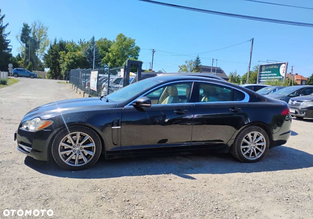 Jaguar XF - 21