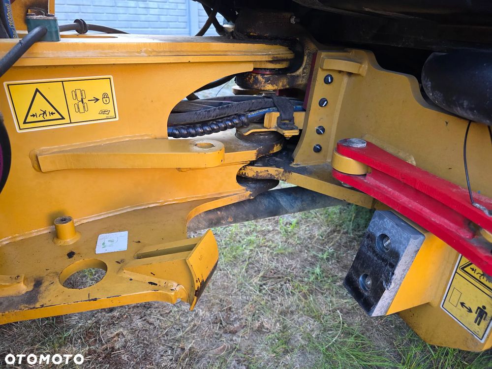 Caterpillar CAT 906 - 20