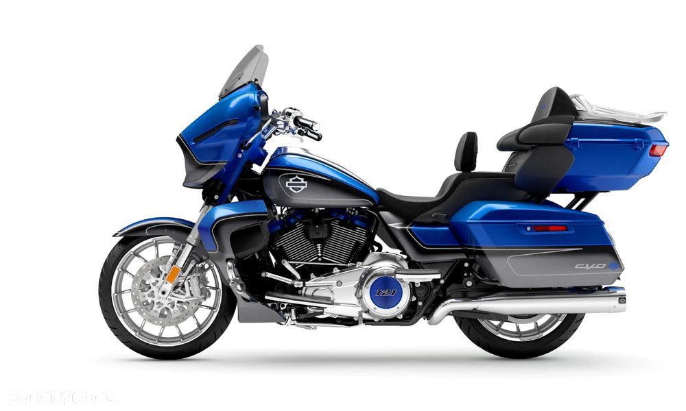 Harley-Davidson CVO Street Glide - 6