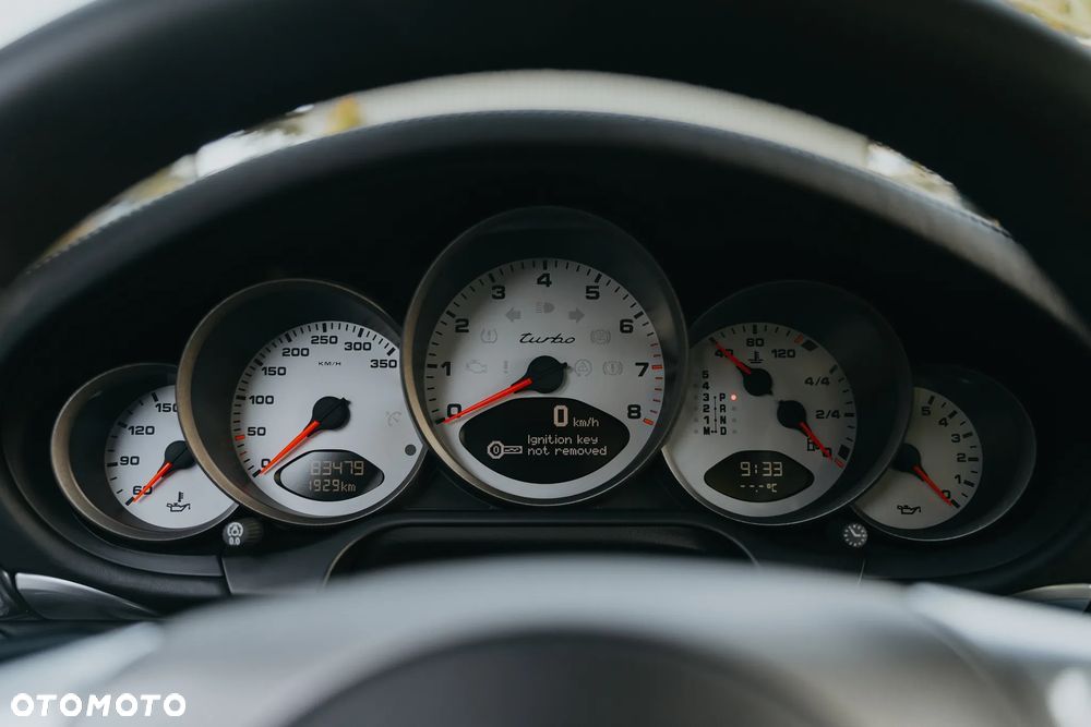 Porsche 911 Turbo Tiptronic S - 22