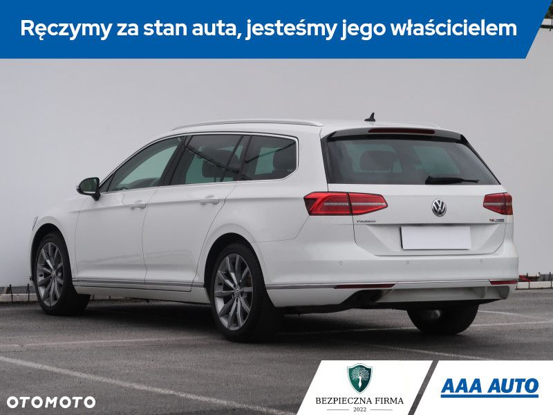 Volkswagen Passat - 5