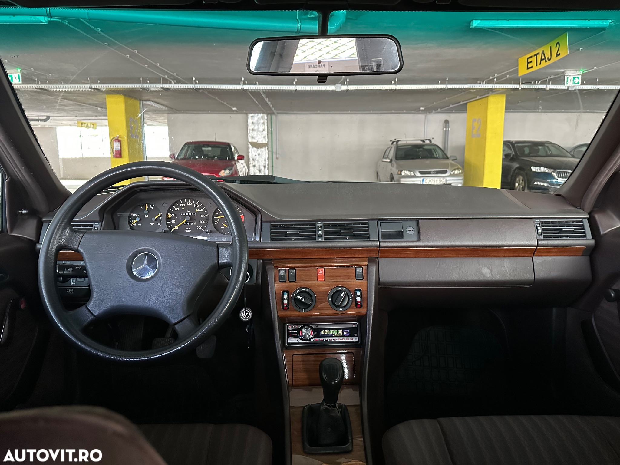 Mercedes-Benz W124 - 9