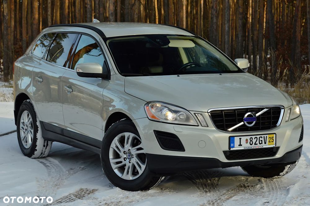 Volvo XC 60 D4 AWD Geartronic Momentum