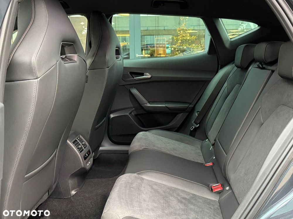 Cupra Formentor 1.5 eTSI mHEV DSG - 36