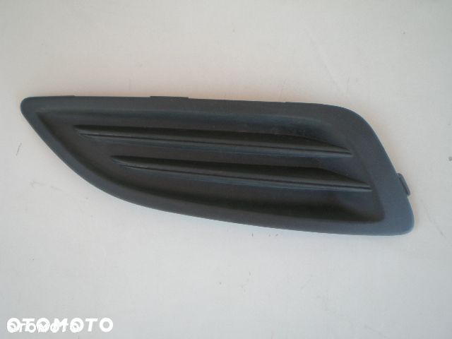 Ford Fiesta 13r 2013 Atrapa zderzak kratka prawa - 1