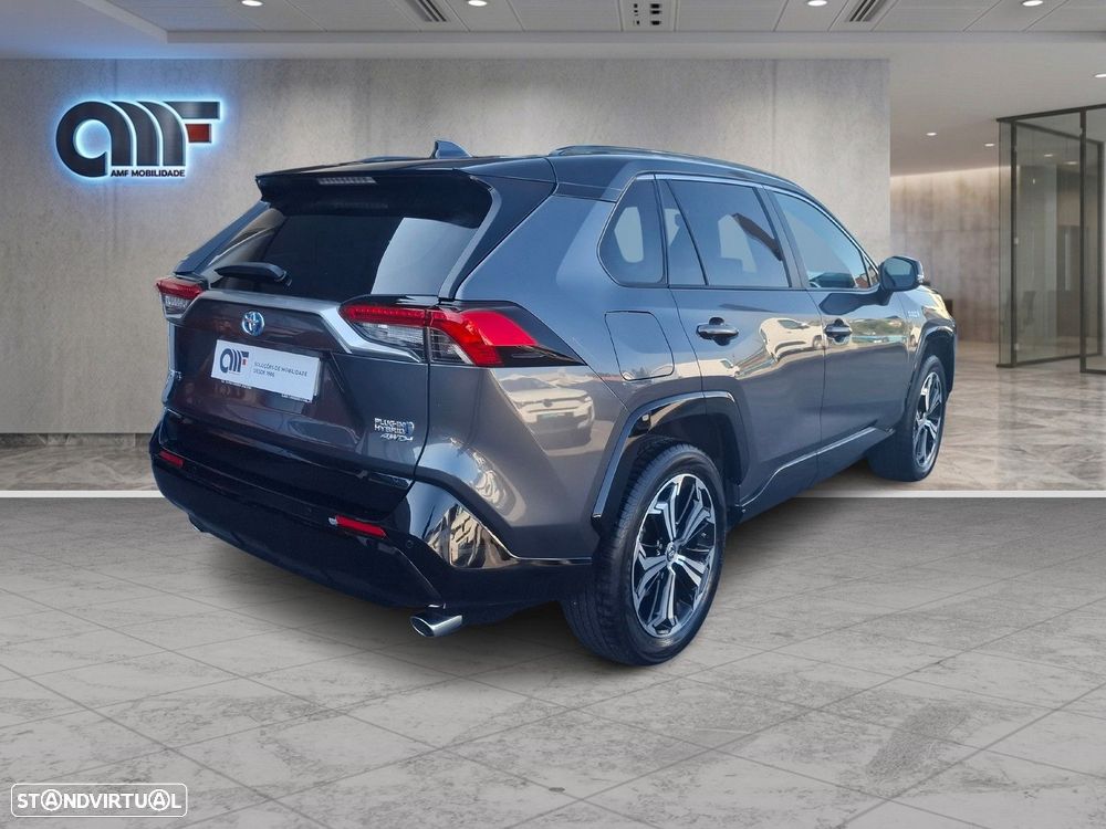 Toyota RAV4 2.5 HDF Plug-in Lounge AWD-i - 4