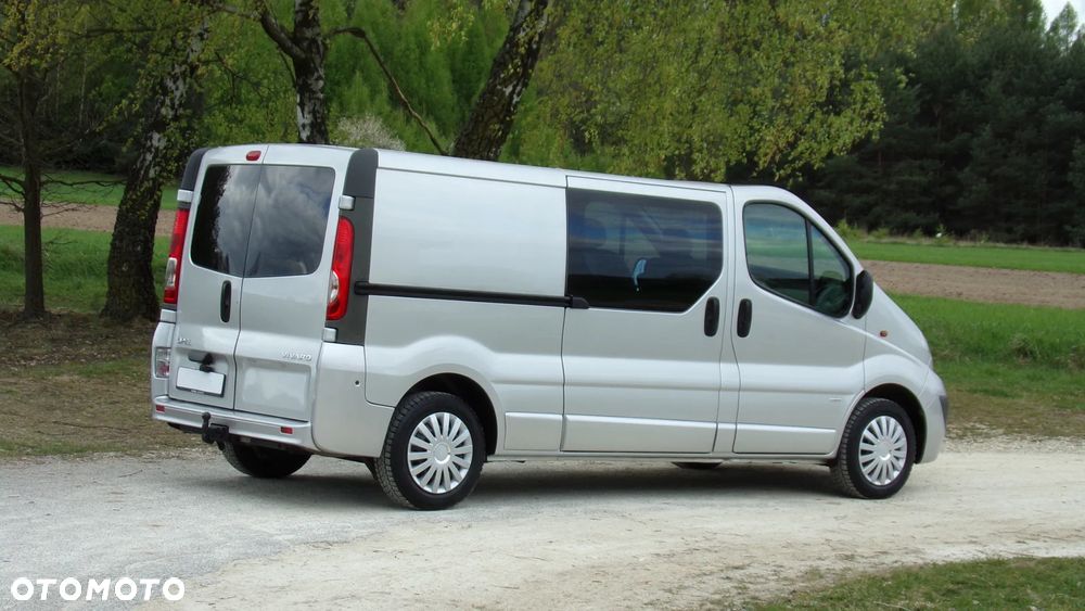 Opel VIVARO 2.0 115KM * LONG * KLIMA * BRYGADÓWKA 5/6 OSÓB * SUPER STAN ! - 9