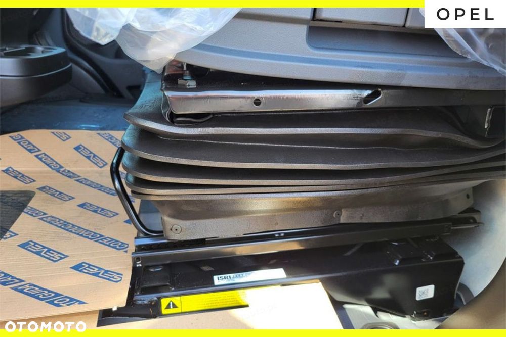 Opel Movano Heavy L4H3 AT8 2.2 180KM - 7