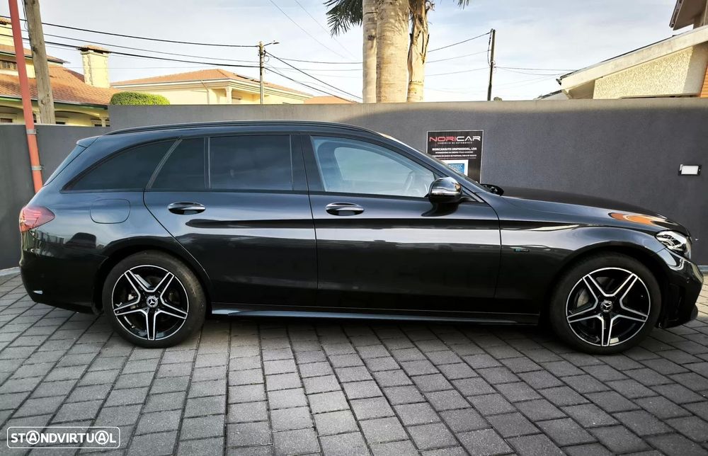 Mercedes-Benz C 300 de AMG Line - 16