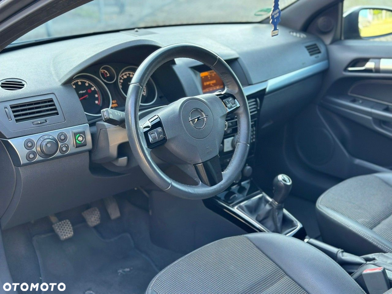 Opel Astra - 15