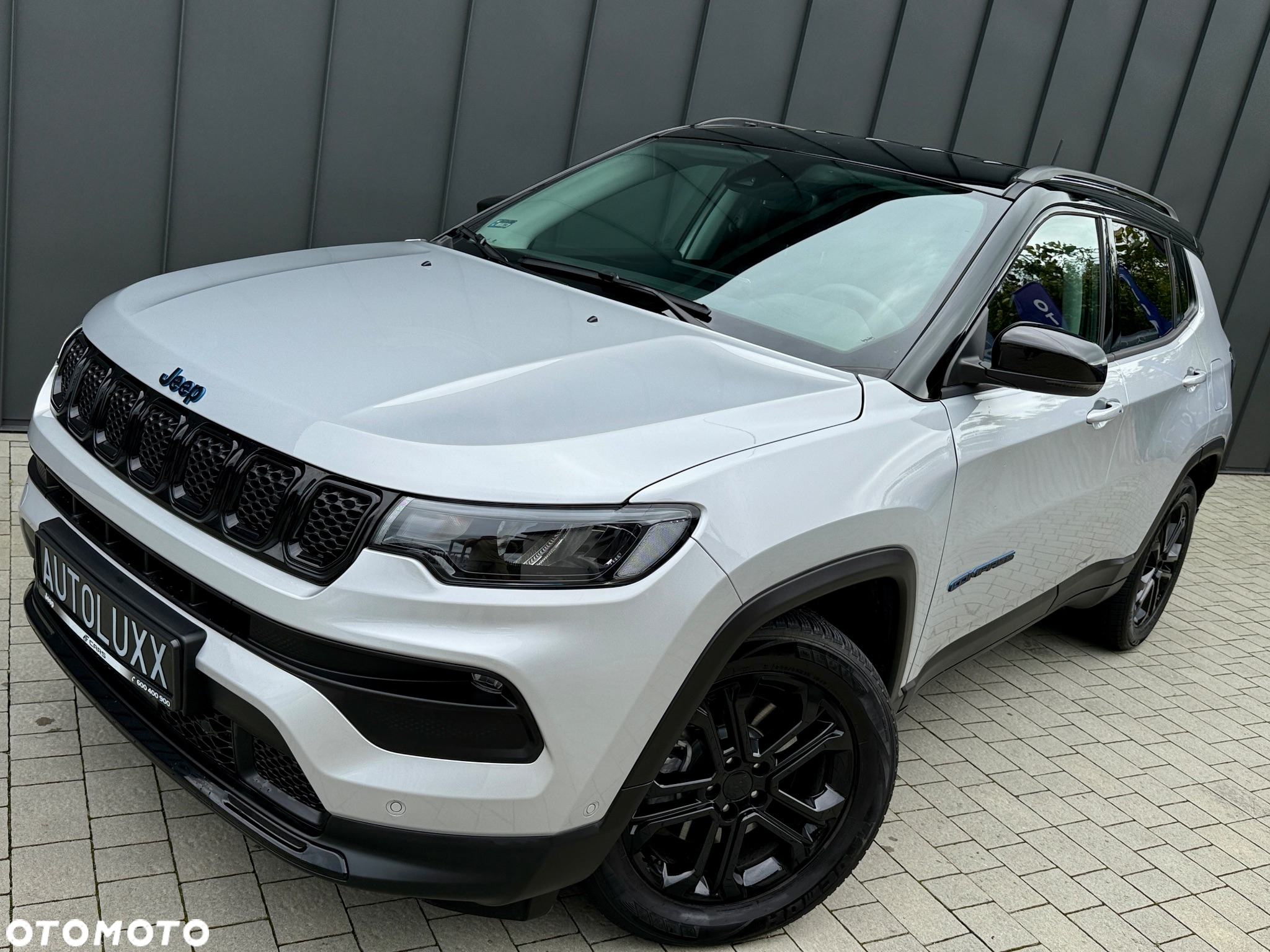 Jeep Compass 1.3 T4 PHEV 4xe Night Eagle S&S - 4