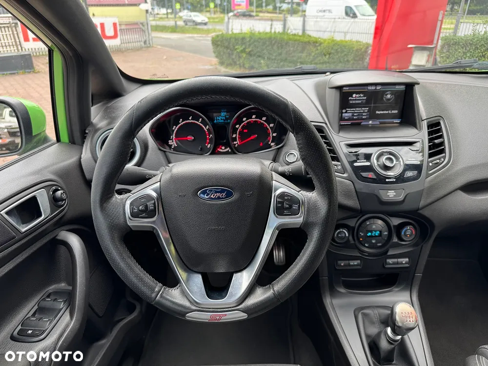 Ford Fiesta 1.6 EcoBoost ST200 - 11