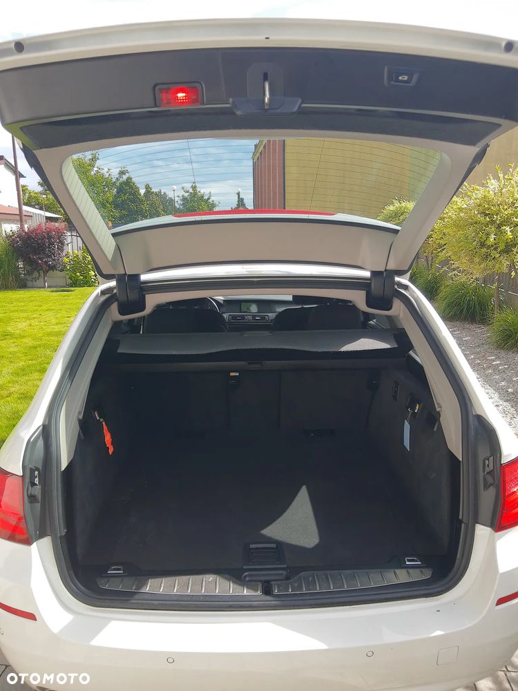 BMW Seria 5 520d - 4