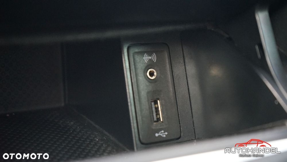 Volkswagen Golf - 17