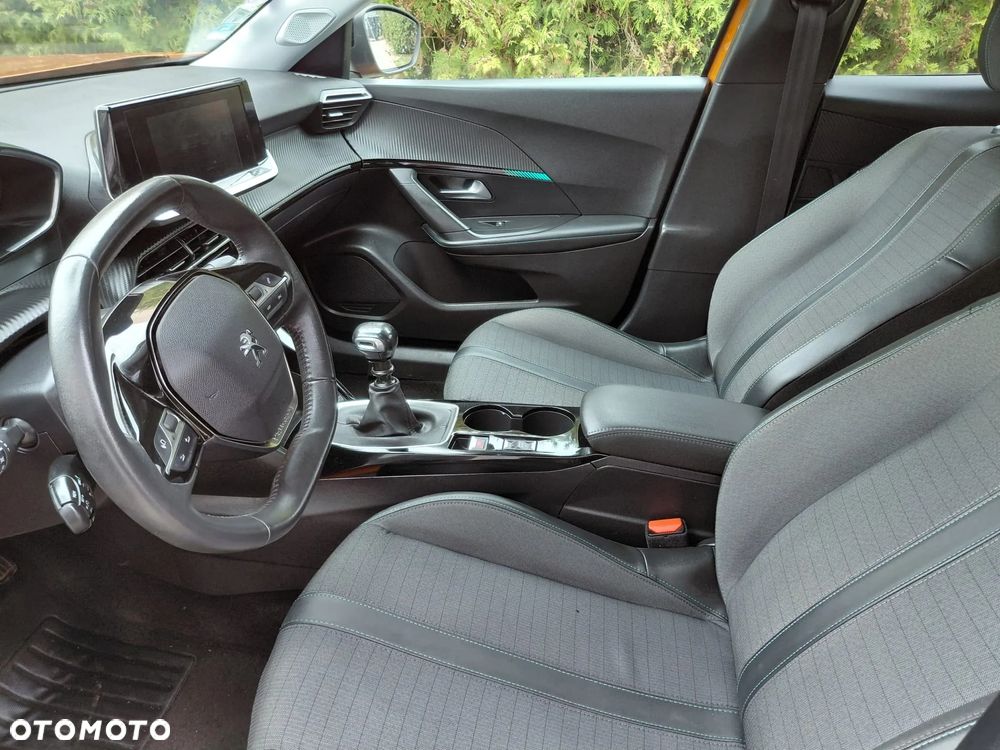 Peugeot 2008 - 20