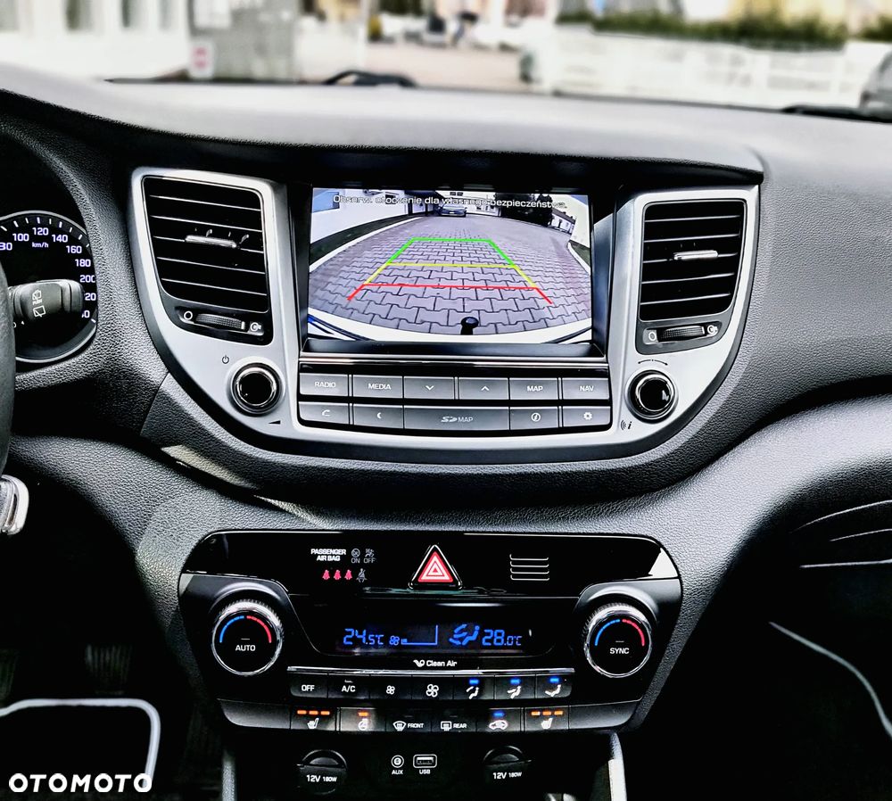 Hyundai Tucson blue 1.6 GDi 2WD Navi - 9