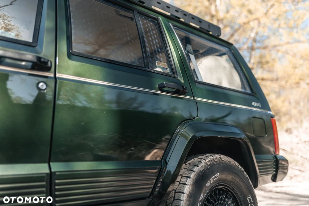 Jeep Cherokee 4.0 Limited - 6