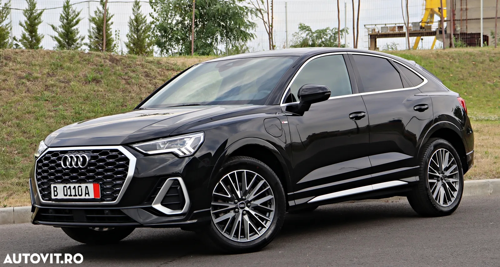 Audi Q3 45 TFSIe Sportback S tronic S line - 4