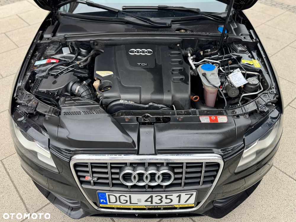 Audi A4 Limousine - 15