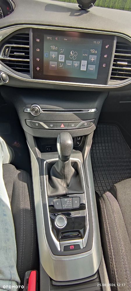 Peugeot 308 BlueHDi FAP 120 EAT6 Stop & Start Allure - 7