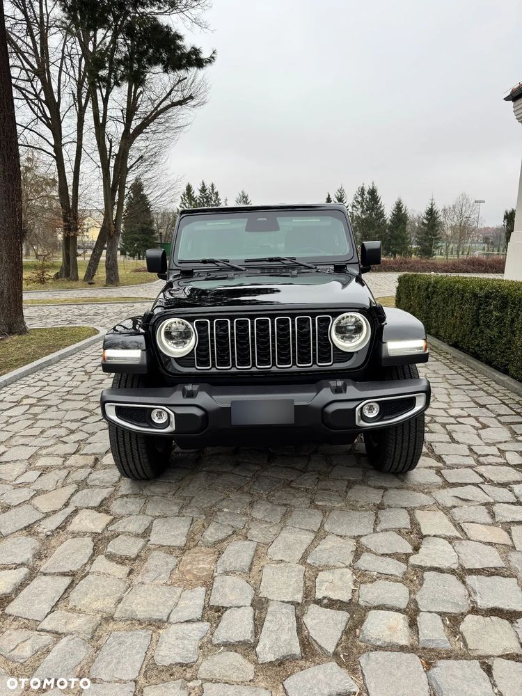 Jeep Wrangler Unlimited GME 2.0 Turbo Sahara - 3