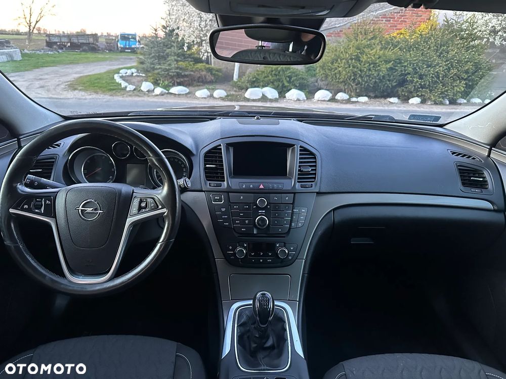 Opel Insignia - 14