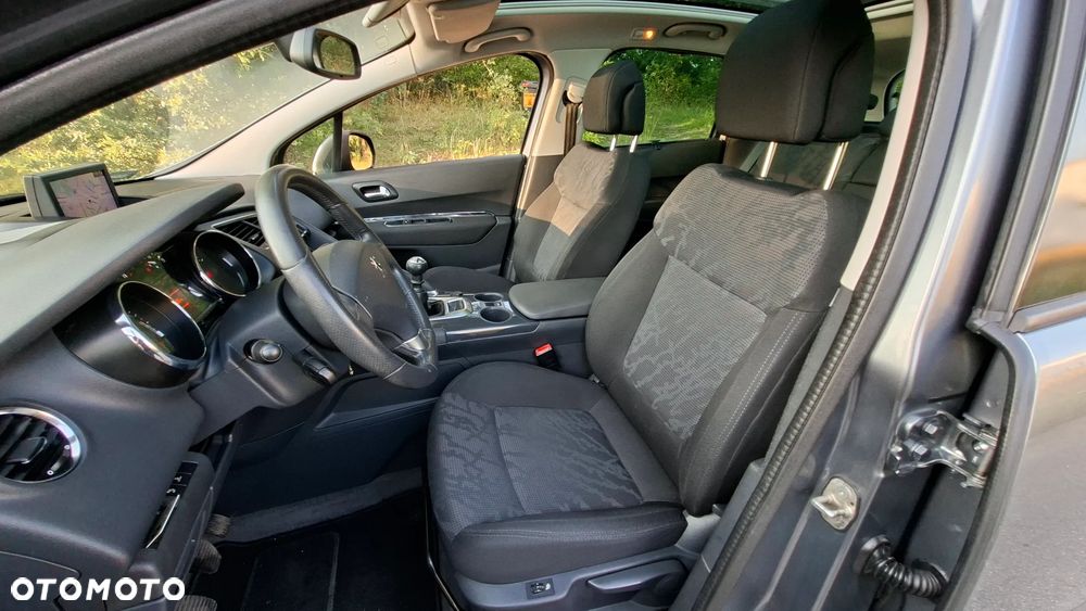 Peugeot 3008 1.6 Premium - 23