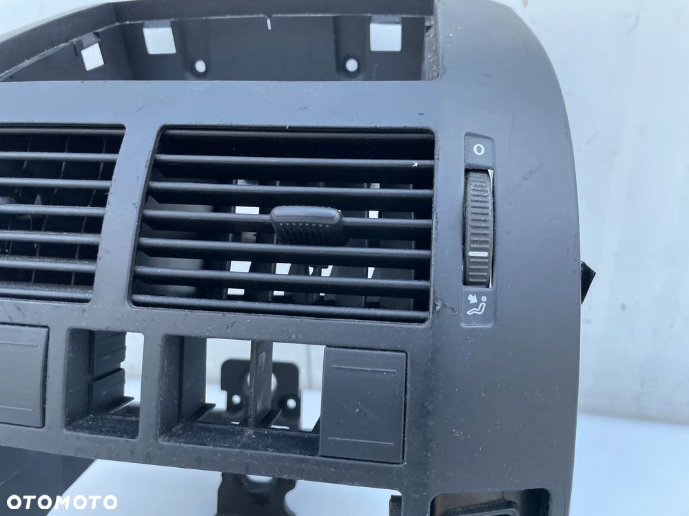 RAMKA PANEL ŚRODKOWY VW POLO 9N 6Q0858069L - 4