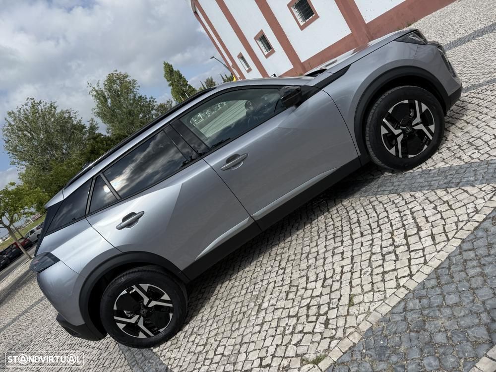 Peugeot 2008 1.2 Hybrid Allure e-DCS6 - 12