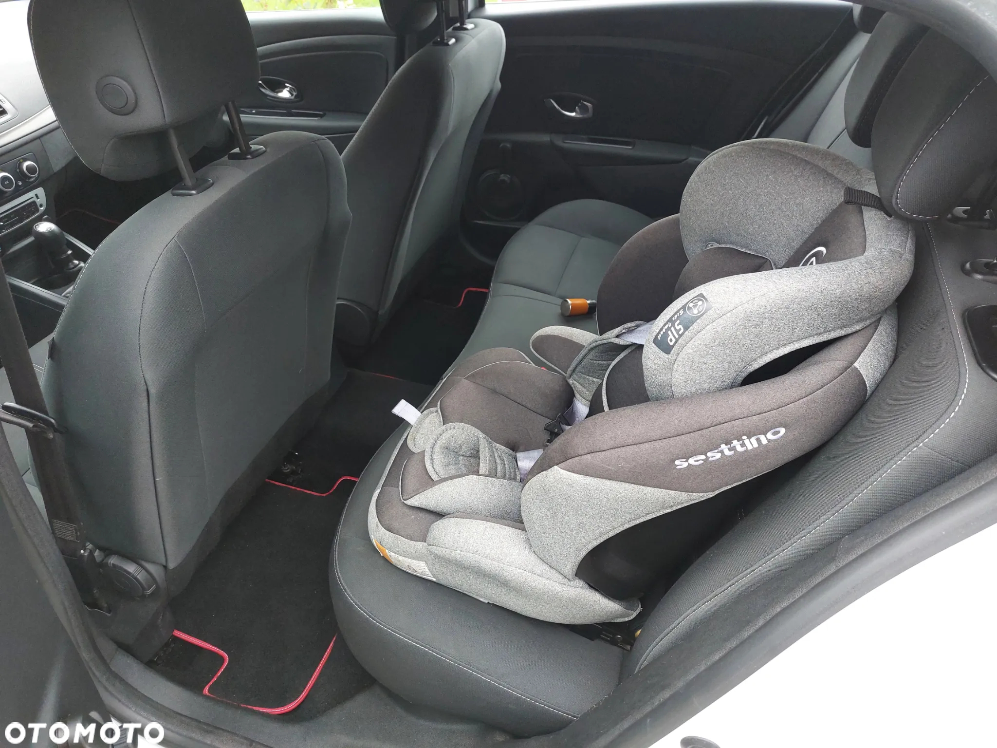 Renault Megane 1.5 dCi Energy Life EU6 - 13