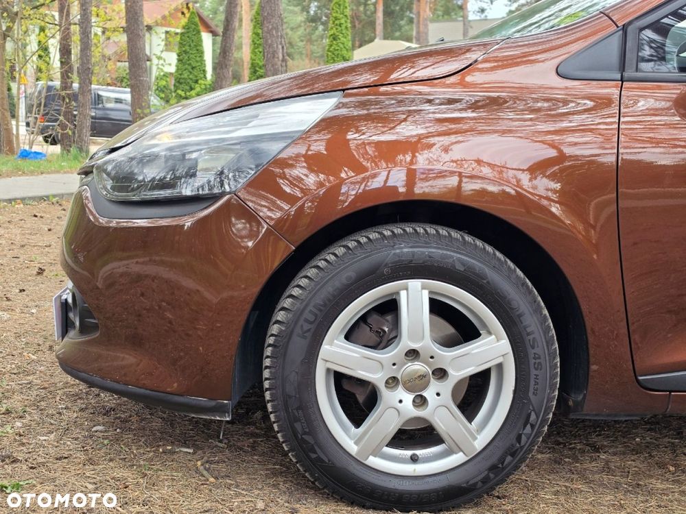 Renault Clio - 10