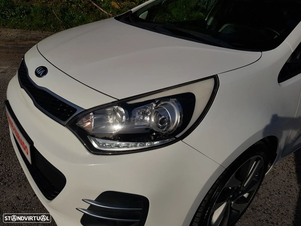 Kia Rio 1.1 CRDi TX Prime - 24