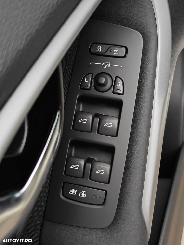 Volvo V40 D2 Geartronic Linje Svart - 24