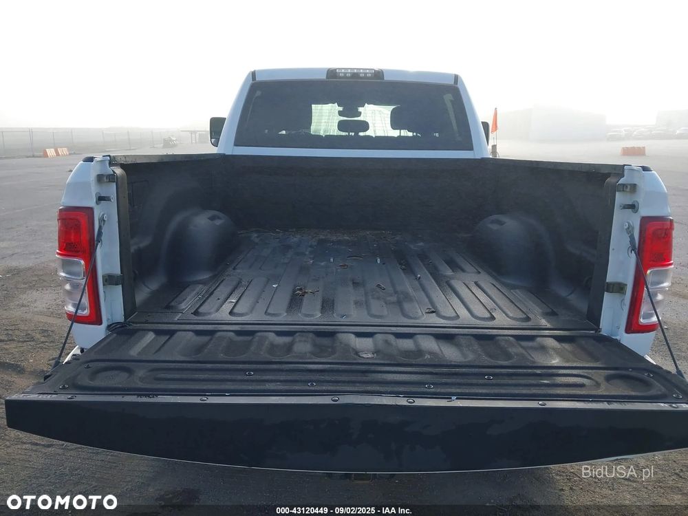 RAM 2500 - 14