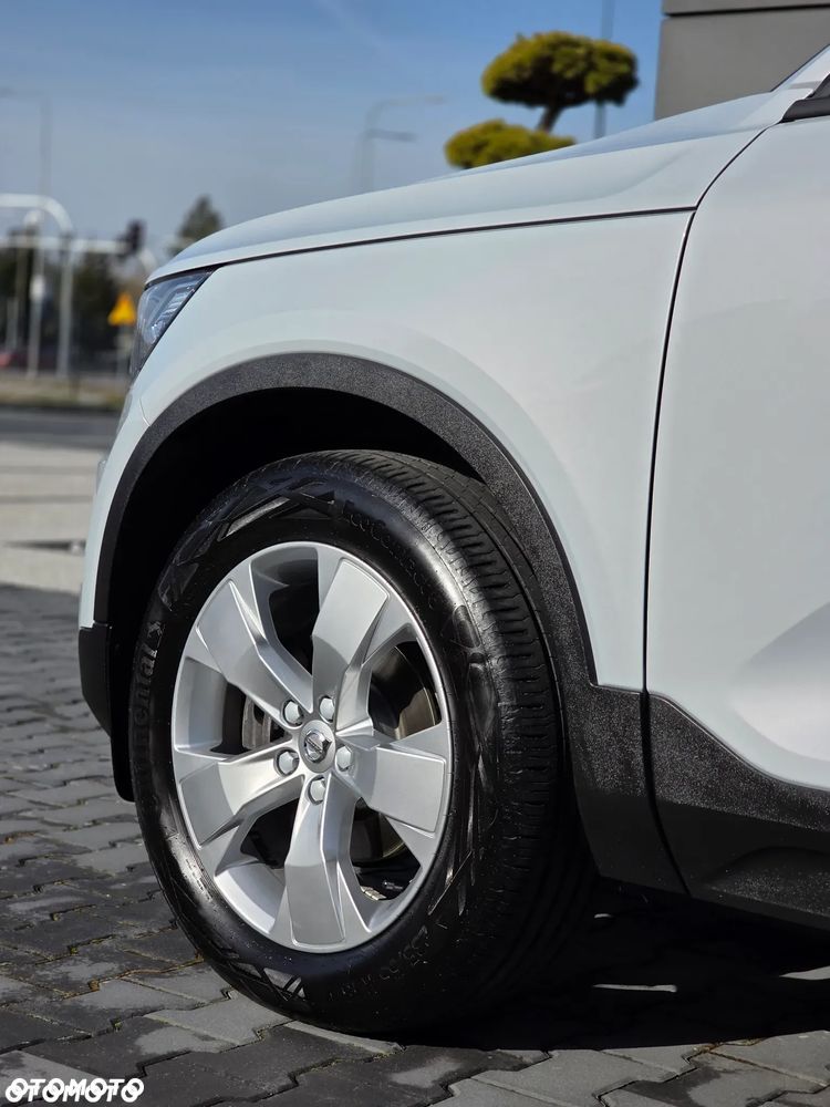 Volvo XC 40 T3 Momentum Pro - 29