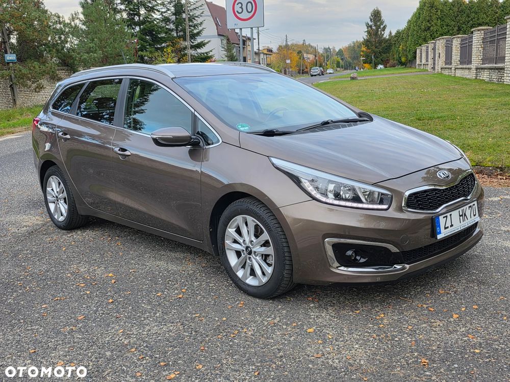 Kia Ceed - 1