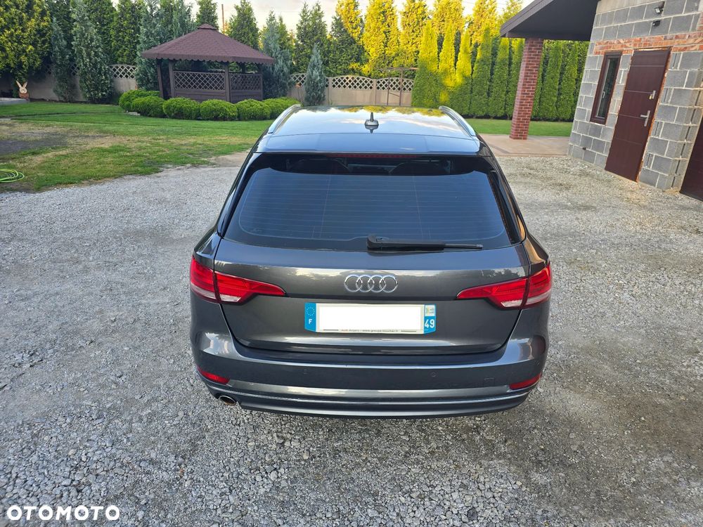 Audi A4 Avant 2.0 TDI DPF S line Sportpaket - 2