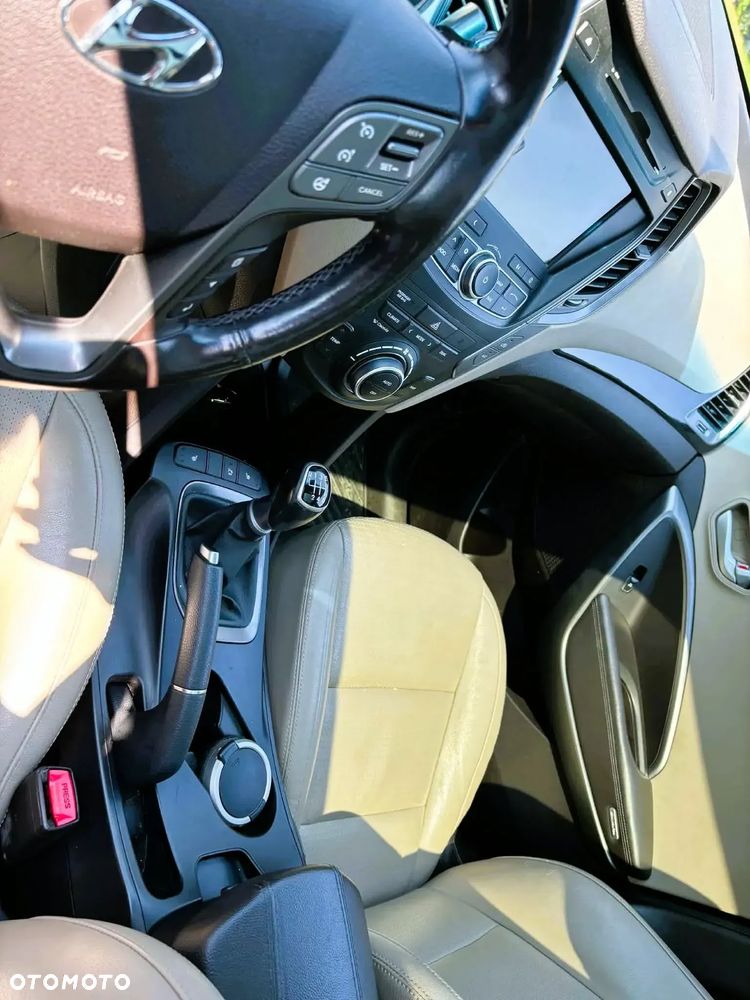 Hyundai Santa Fe 2.0 CRDi Premium - 8