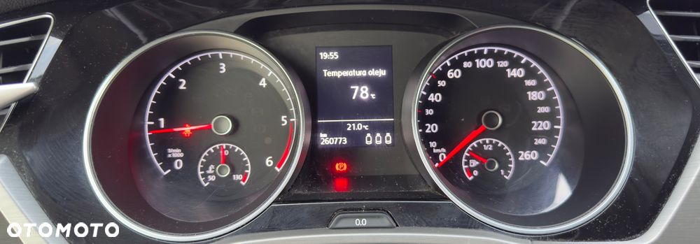 Volkswagen Touran 1.6 TDI BMT SCR Comfortline - 14
