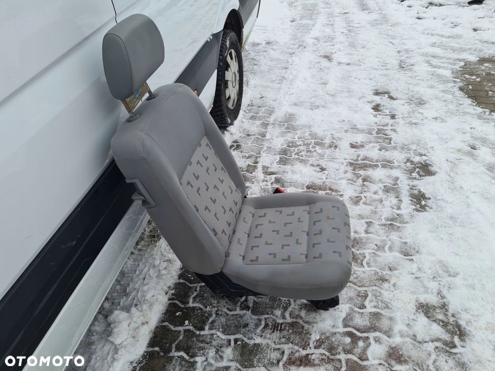 VW T5 T5 LIFT fotel koziołek składany LLL - 4