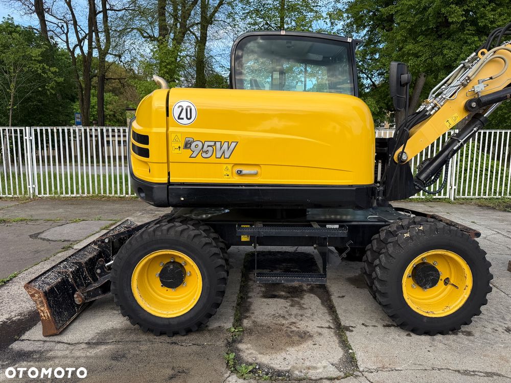 Yanmar Koparka kołowa B95W - 27