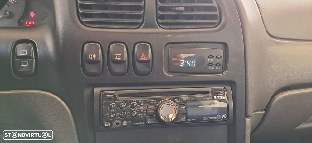 Kia Shuma 1.5 LS + - 8