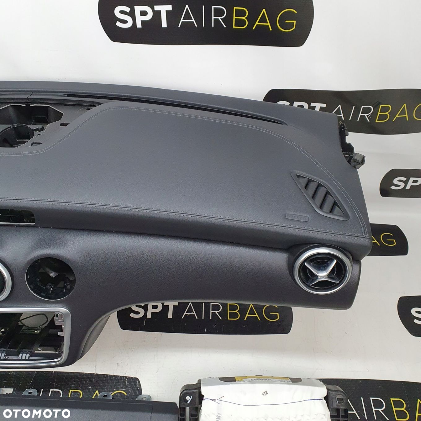 MERCEDES A KLASA W176 LIFT SKÓRZANA NITKA  DESKA ROZDZIELCZA KONSOLA KOKPIT PULPIT PODUSZKI AIRBAG AIR BAG PASY KIT SET - 4