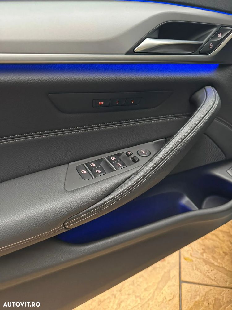 BMW Seria 5 540i Aut. Sport Line - 16