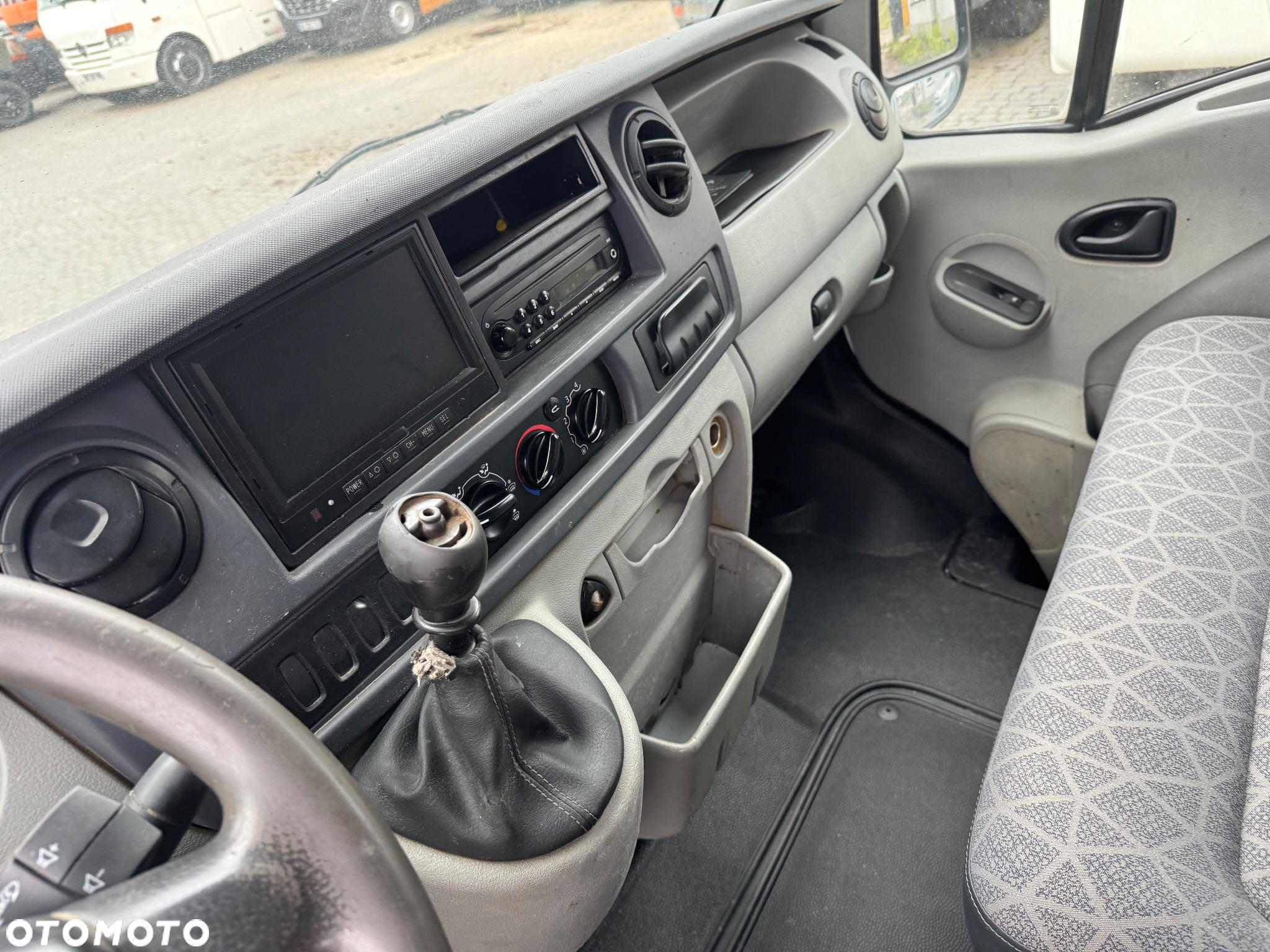 Renault Master 2009 r. Wywrotka Kiper Brygadówka 7 Osobowy Dubelkabina Dobelkabina Wywrot Doka - 17