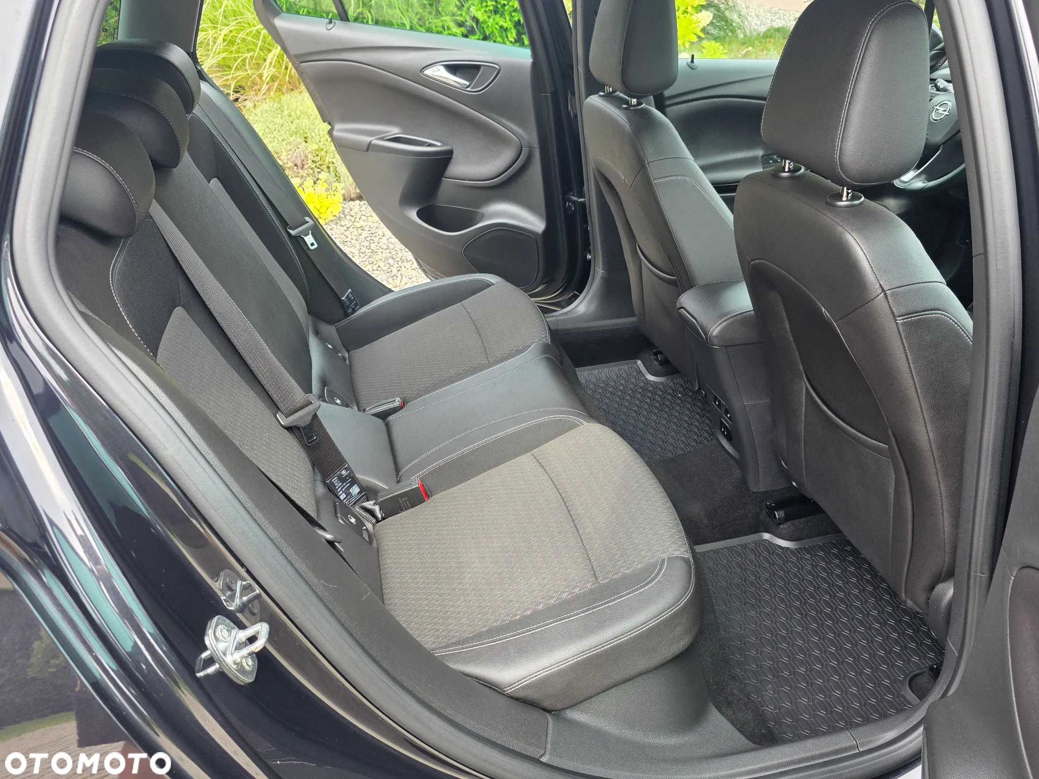 Opel Astra 1.4 Turbo Sports Tourer Innovation - 17