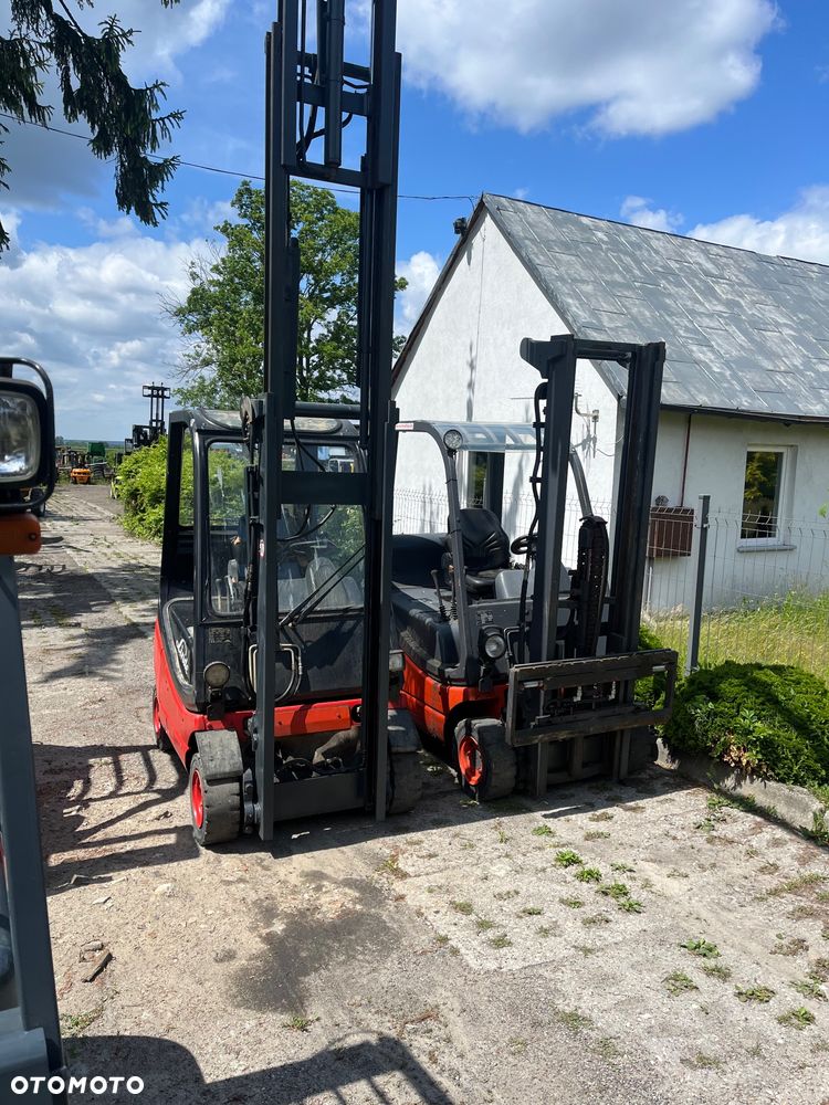 Hyster H14 - 9