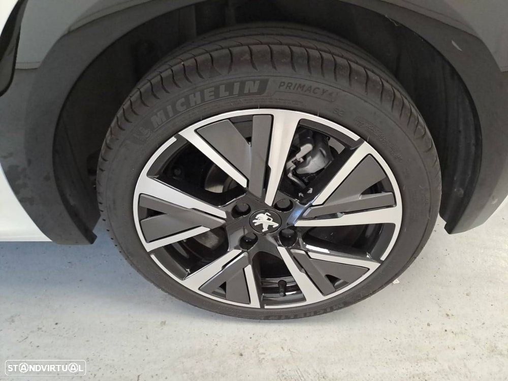 Peugeot 208 1.2 PureTech GT EAT8 - 11